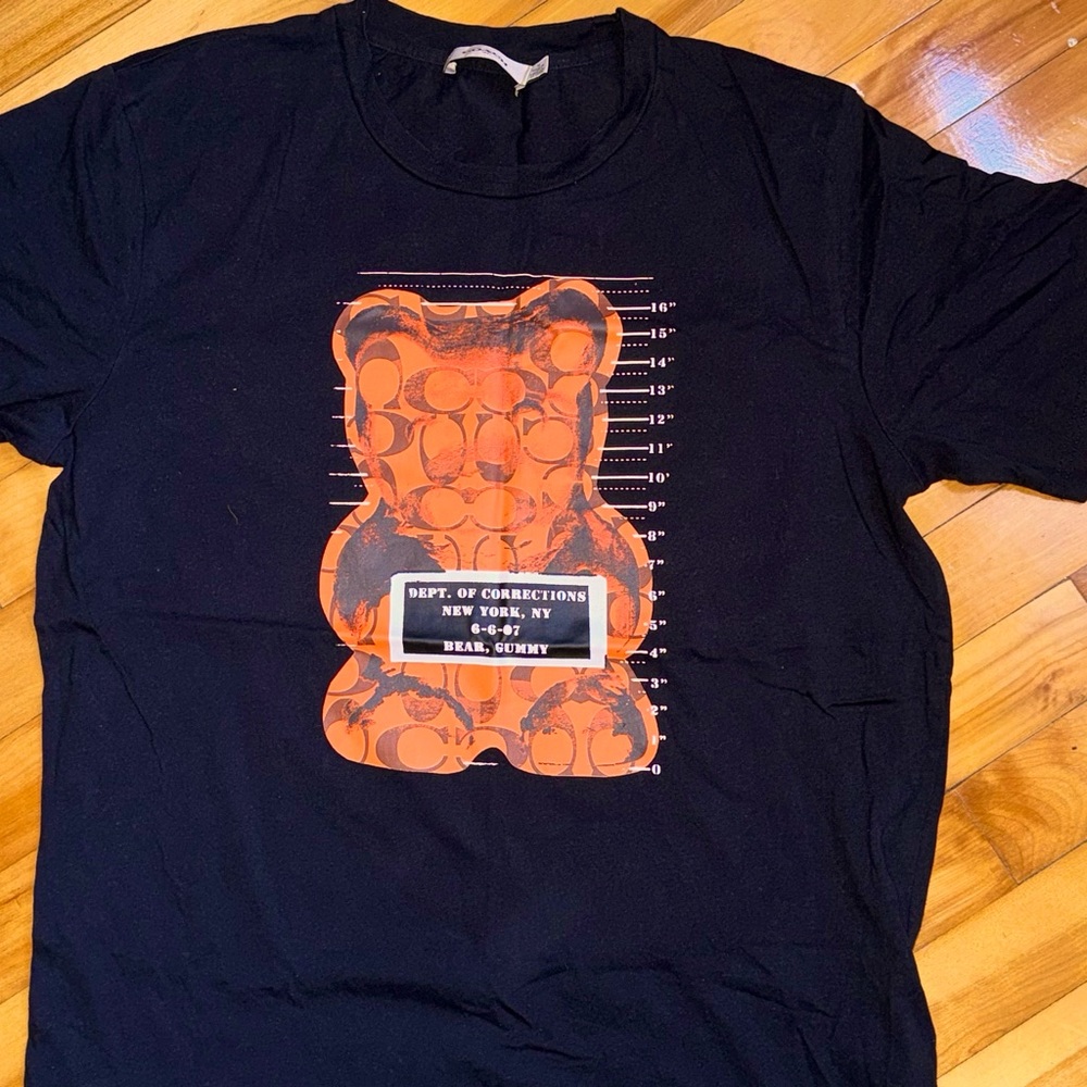 COACH® | Vandal Gummy Coach Edition
T Shirt | COACH®